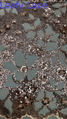 Lazo negro de medianoche con micro-sequin Profundidad y brillo únicos para sopesadas prendas de noche