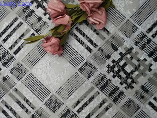 Tela impresa floral del cordón del poliéster para señora Evening Dress