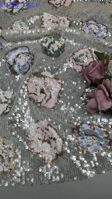 Elegant Lace Fabric Fabric That Steals the Spotlight Customized Luxary Wedding Dresses Gowns