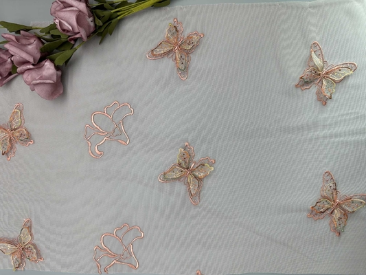 La tela del bordado de la mariposa 3D del 129CM para las mujeres se viste