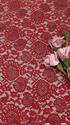 Color rojo de alta calidad con cordón brilla floral con bordes de encaje de costura de moda