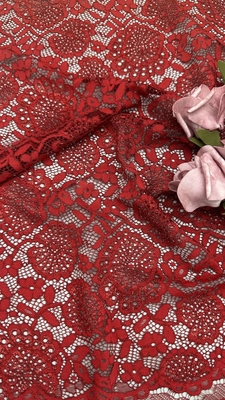 Color rojo de alta calidad con cordón brilla floral con bordes de encaje de costura de moda