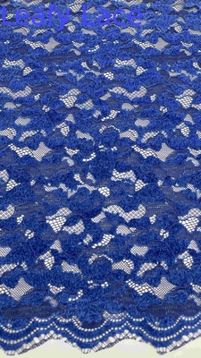 Color Azul claro Chenille Hielo Floral Freno de encaje de bordes de encaje Tejido por el patio vestido para la moda