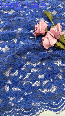 Color Azul claro Chenille Hielo Floral Freno de encaje de bordes de encaje Tejido por el patio vestido para la moda