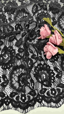 Tejido de encaje de bordes de chanilla floral especial por el patio vestido para la moda