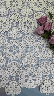 100% de algodón marfil floral diseño elegante suave y sensible tela de encaje bordado de ancho completo para ropa de moda