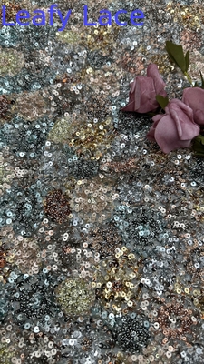Colorido 100% estilo de poliéster Sequin Tejido bordado para el vestido de desfile de moda