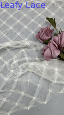 Tejido de encaje de Chantilly francés Respirar Plaid Sequin Mesh Tejido de encaje Tejido de hojas
