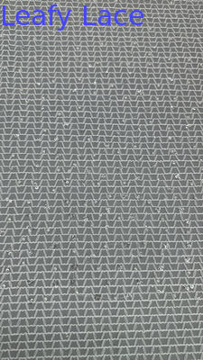 Clásico Blanco Francés Chantilly Material de encaje Tejido alto Para proyectos de ropa de bricolaje