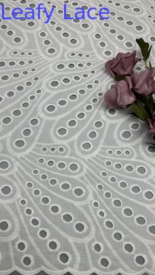 Tejido de encaje de Chantilly francés de color blanco hueco para prendas de vestir vestidos de novia