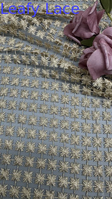 Tela de encaje metálico bordado, ahuecada, brillante, transpirable, para vestidos de novia
