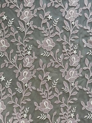 Tela floral del bordado de Applique