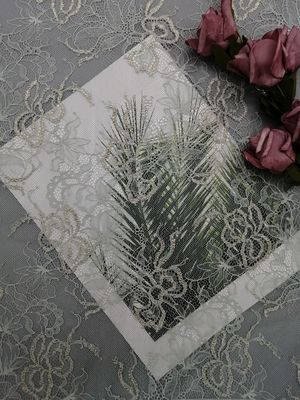 Tela metálica del cordón de la concha de peregrino de Lurex de la pestaña francesa de Chantilly