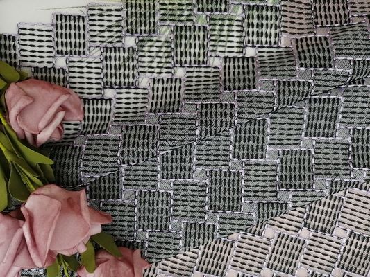 Vestido de la niña 100 yardas de Tulle Mesh Geometric Embroidered Lace Fabric