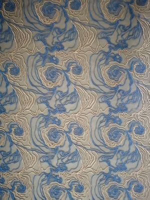 Tela bordada floral azul del cordón del poliéster para las marcas de la ropa