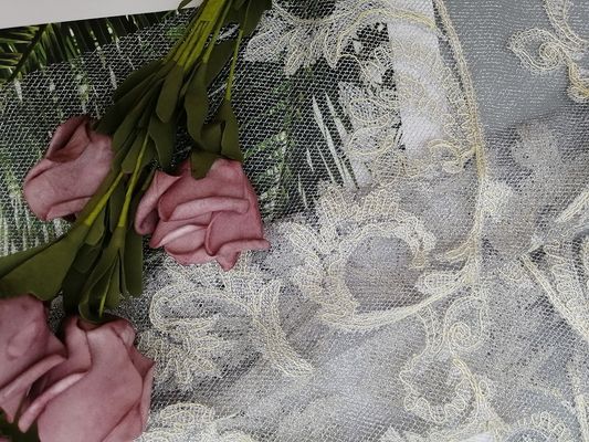 Tulle Lurex Mesh Fabric Ivory Lace Fabric metálico para el vestido de boda
