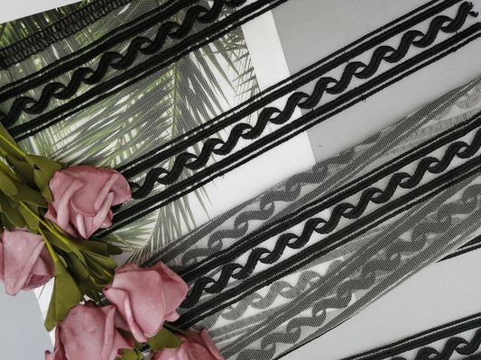 Tela bordada negra geométrica linear de nylon del cordón