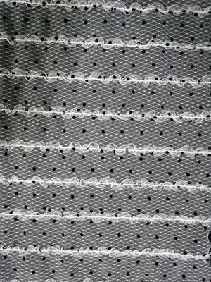 100 yardas de Tulle atan el bordado reunido Mesh Fabric