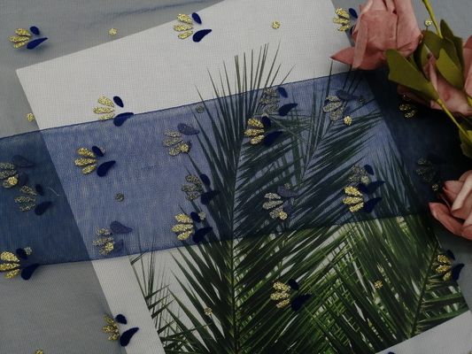 El brillo reunido metálico azul real Tulle Mesh Foil del cordón imprimió la tela