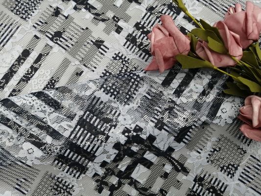 Tela impresa floral del cordón del poliéster para señora Evening Dress