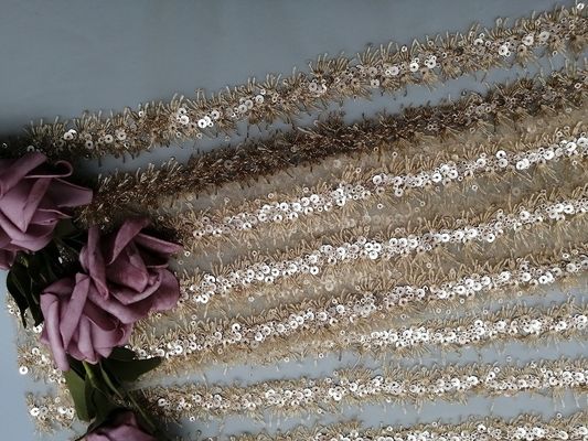 Señora Dress Decoration 60 yardas de la lentejuela de tela bordada linear del cordón