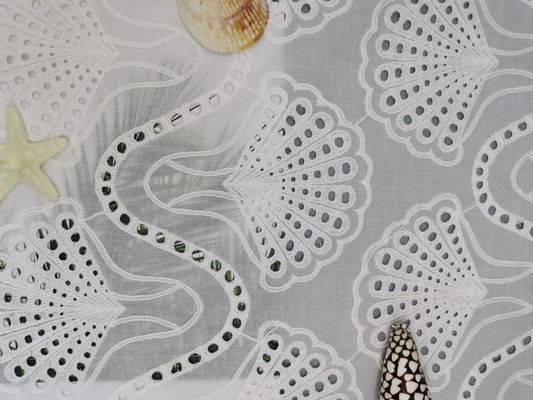 Algodón nupcial blanco 100% de Shell Pattern Embroidered Eyelet Fabric del cordón