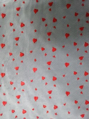 El corazón rojo de la niña libre AZO bordado ata el vestido de noche de la tela