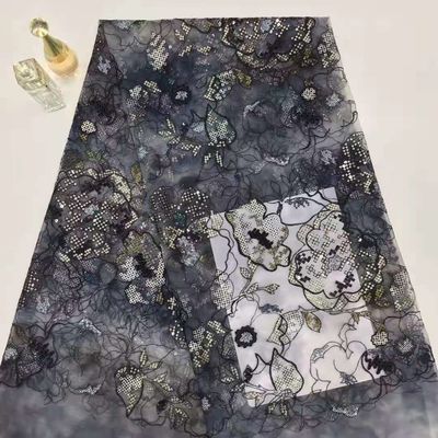 La lentejuela floral del cordón del 125CM bordó la tela para las blusas del vestido