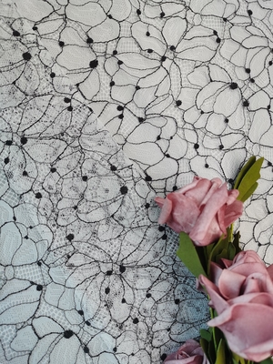 Hilado negro Cording dos la anchura de Tone Lace Fabric Embroidered 142cm