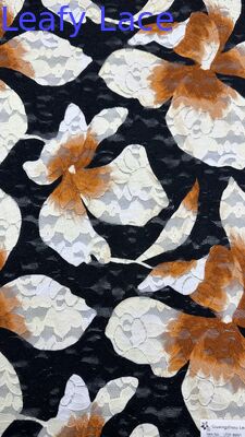 Coloridas flores blancas y negras para vestidos de novia Bellos vestidos personalizados