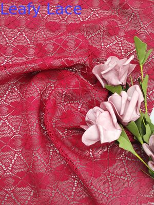 Tejido de encaje de trébol de cuatro hojas de color rojo, bordado personalizado, encaje puro, moda, ropa