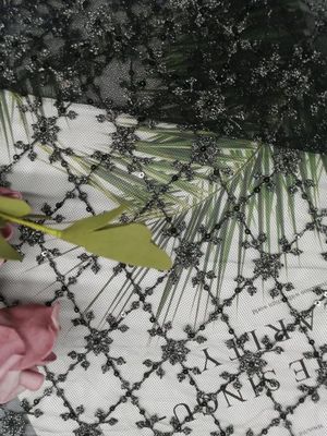 Artículos del lecho del ODM Tulle Mesh Sequin Embroidered Fabric For