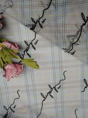 El modelo de la letra del OEM se reunió a Mesh Fabric Printed Tulle Lace